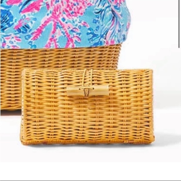 Lilly Pulitzer GWP wicker case - Picture 3 of 3